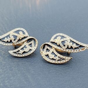 Vintage Butler Clip-on Earrings